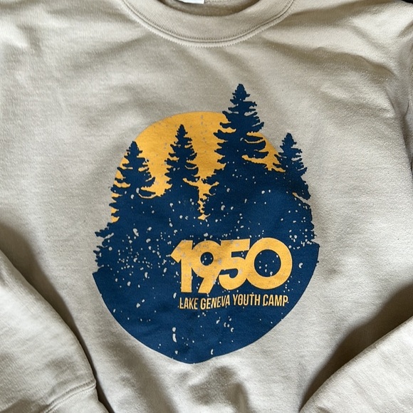 Gildan Cotton Vintage Crewneck Summer Camp Graphic Sweatshirt - Picture 2 of 3